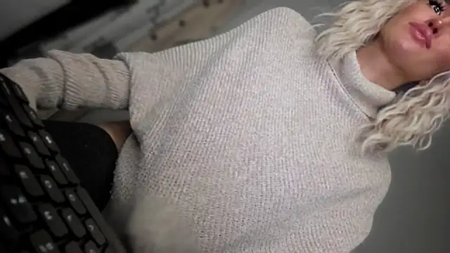 MissTransUSA online show from October 31, 12:34 am