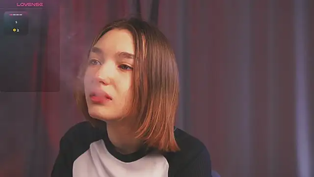 Leyla crsh online show from March 27, 5:20 am