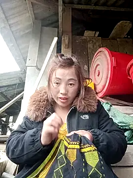 seacyre online show from February 12, 8:27 am