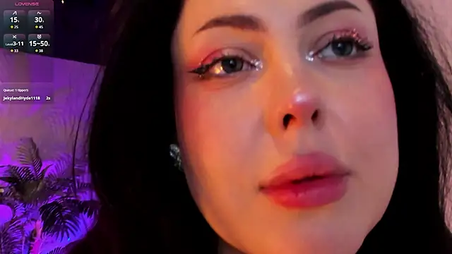 AlbaLimory online show from March 7, 2:02 pm