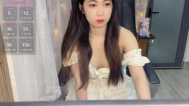 LINAA-KUTE online show from January 31, 7:11 pm