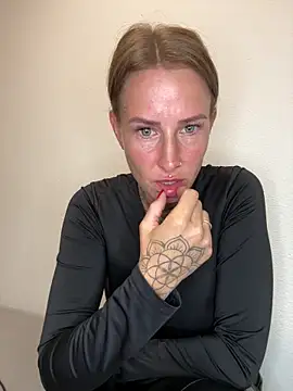 Klarry69 online show from April 13, 7:14 pm