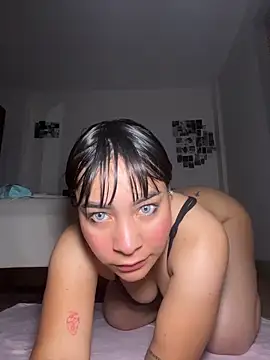 SaharaArisa online show from April 16, 9:39 pm