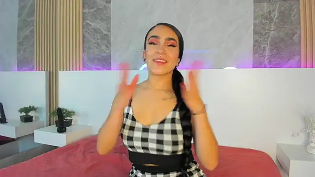 PamelaRed  online show from February 3, 7:51 pm