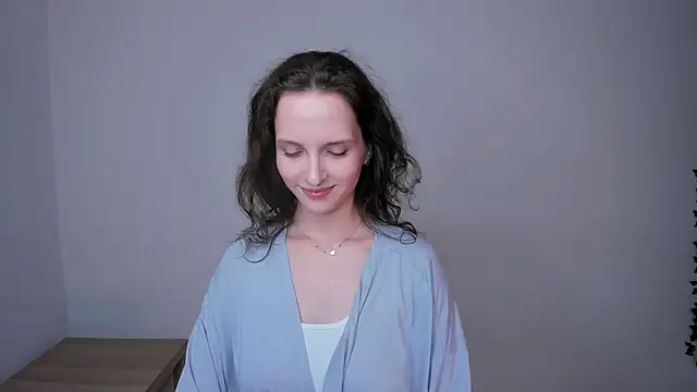 Ariadna Shy online show from June 14, 2:24 am