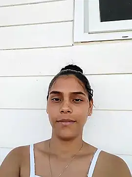 Emily hot26 online show from February 12, 8:43 pm