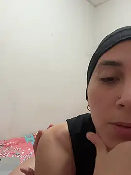 LatinDoll8 online show from May 30, 11:32 pm
