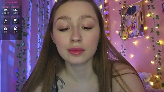 tease mee now online show from December 20, 5:06 pm