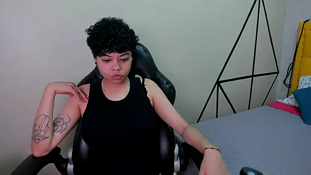 Sasha Venom online show from January 8, 7:40 pm