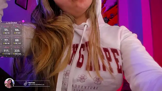 Violet Blazee online show from March 18, 3:44 am