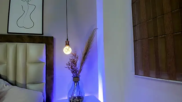 GahiaBelucci online show from June 3, 6:02 pm