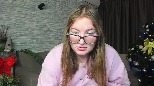 Viola Wines online show from December 19, 12:30 pm