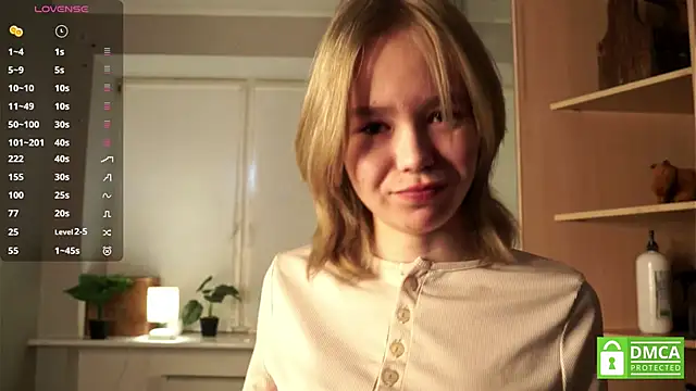 DollyAmrine online show from December 19, 9:34 am