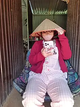 Lill-ly03 online show from December 20, 2:48 am