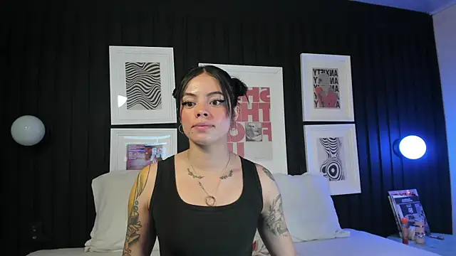 leslie thompson online show from January 13, 7:51 pm