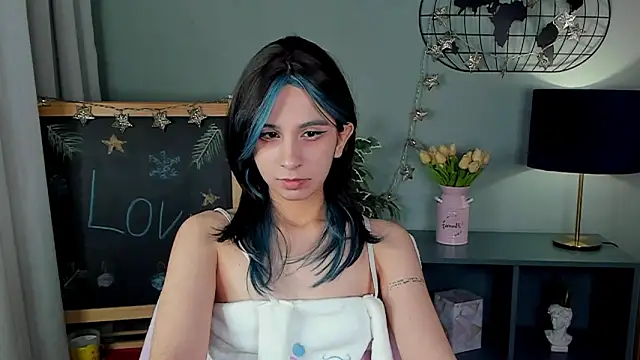 lesilos online show from February 4, 1:30 am