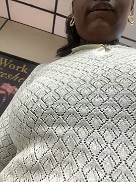 amorasecy online show from March 18, 7:08 pm