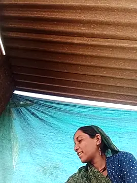 Karishma singh online show from March 10, 2:15 am