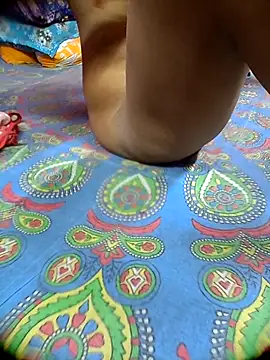 Hooghlypinkivabi online show from February 4, 1:03 pm