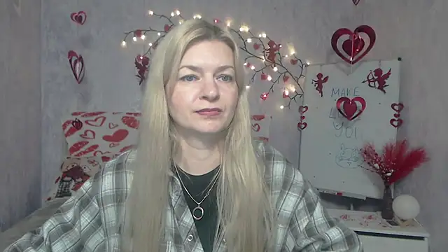 MelissaTyler online show from February 12, 8:49 am
