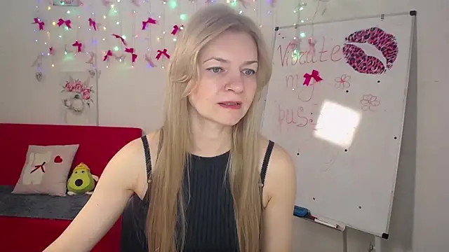 MelissaTyler online show from May 3, 5:22 am