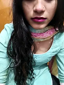 Yours-Zeenat online show from March 2, 7:31 pm