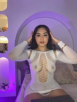 victoriapeach19 online show from May 16, 2:14 am