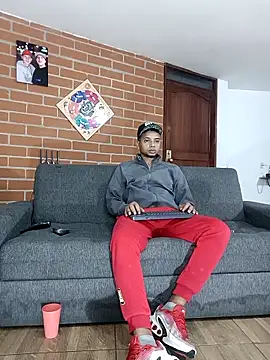 money makers  online show from April 3, 3:59 am