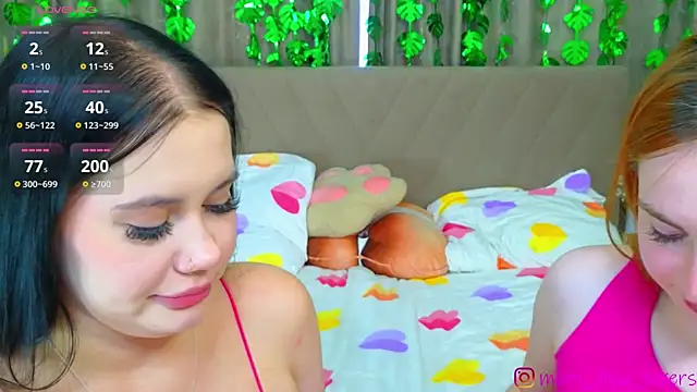 Mary Dina online show from July 28, 2:13 pm