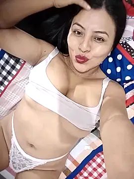 Laura-2026 online show from January 17, 4:09 am