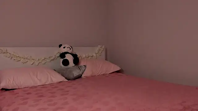 m1sss1nful online show from April 19, 6:10 pm