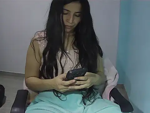 Emily Gree online show from April 15, 1:17 am