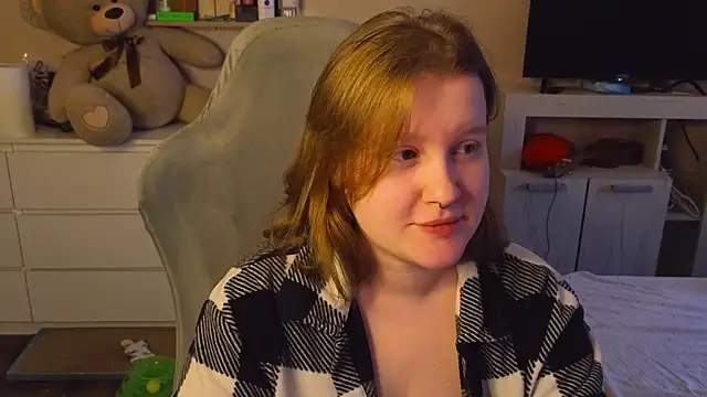 Ol1via online show from April 9, 3:09 am