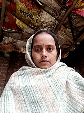 Madhuri Love143 online show from January 8, 6:28 am