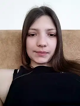 LunaTori456 online show from April 22, 11:51 am