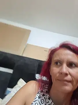 cintia love online show from March 11, 10:45 pm