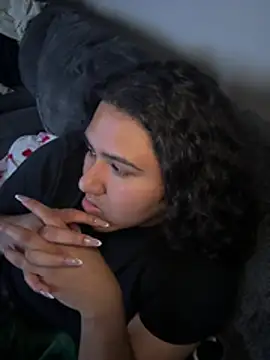 Angeliccreamyrican online show from March 9, 5:21 am