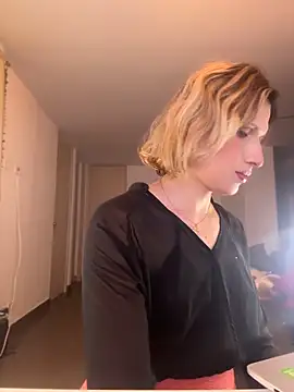 milablossom01 online show from June 4, 8:46 pm