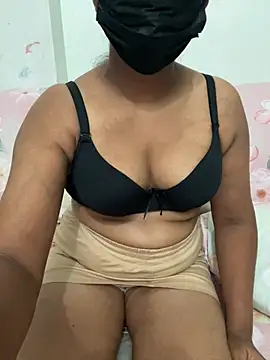J-hens90 online show from June 30, 5:01 pm