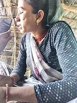 lodhi8080 online show from March 3, 7:58 am