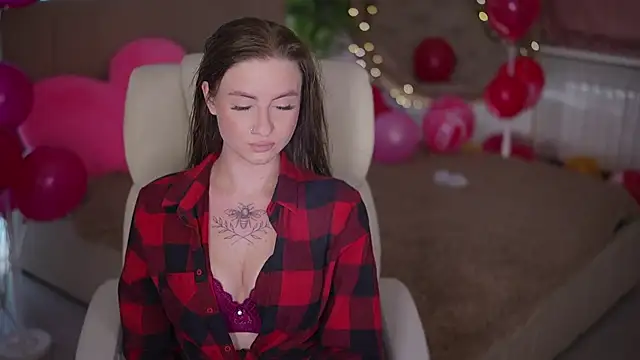 AlexaFleur online show from February 22, 8:43 pm