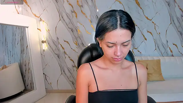 KayraLanne online show from February 9, 6:15 am