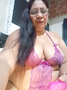 Sammylatinaxxx online show from May 19, 11:12 pm