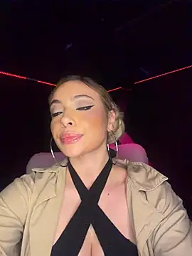 Ginevrafedez online show from April 2, 4:21 am