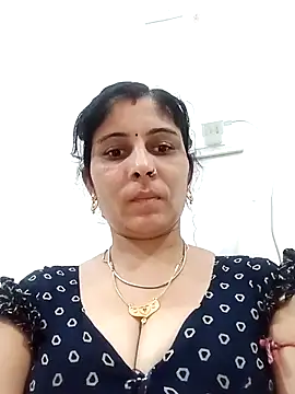 Hot ree85 online show from April 7, 2:41 pm