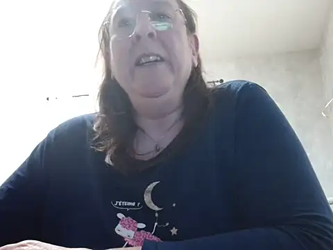 xmyriamx online show from February 26, 8:41 pm