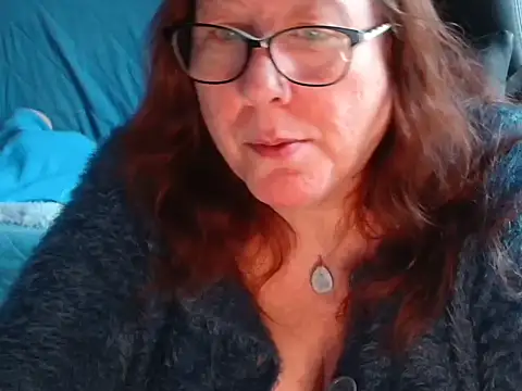 xmyriamx online show from April 12, 9:12 am