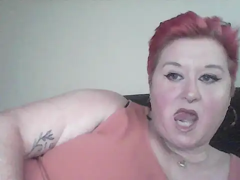 BustyRedxx online show from April 24, 9:56 am