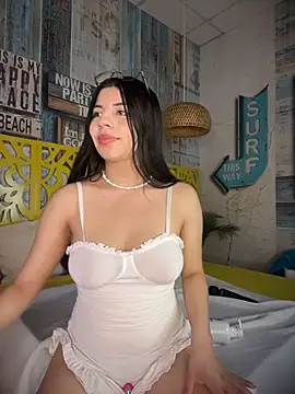 ShyDesireXXX online show from June 25, 9:16 pm