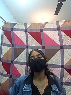 HotxMuskan online show from February 9, 9:33 am